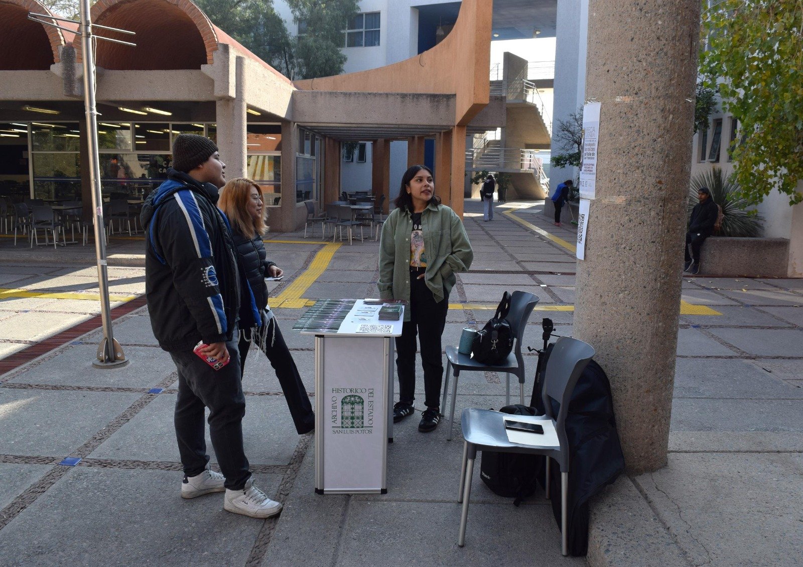 EL ESTADO FORTALECE VINCULACIÓN DEL ARCHIVO HISTÓRICO CON LA COMUNIDAD ESTUDIANTIL