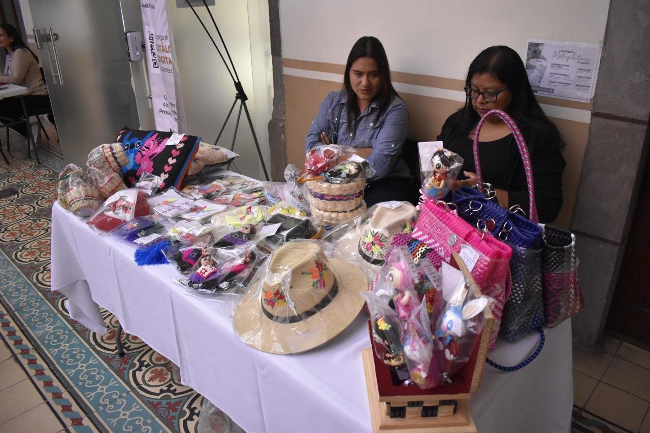 GOBIERNO DEL ESTADO BRINDA APOYO A EMPRENDEDORAS POTOSINAS