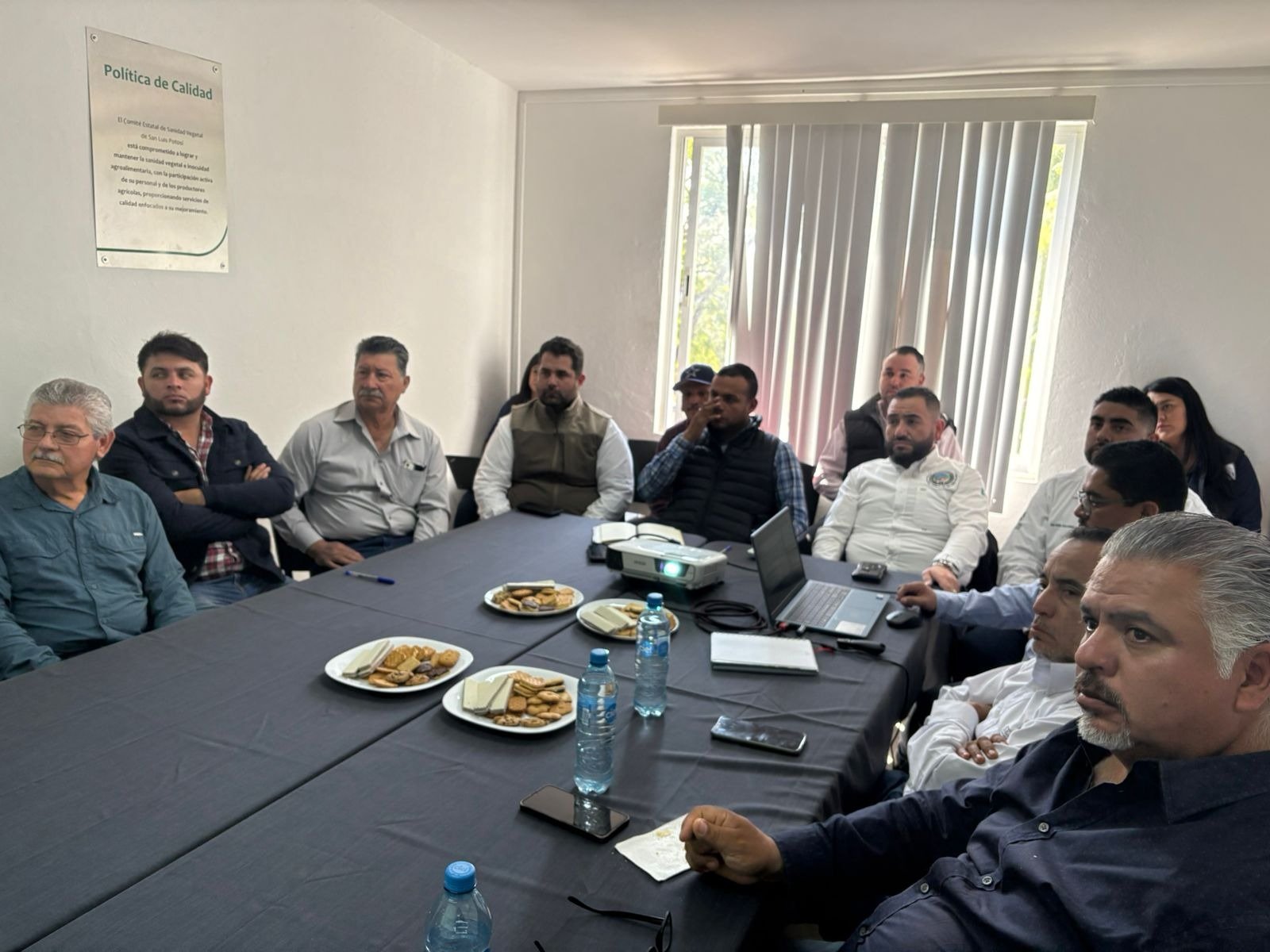 GOBIERNO ESTATAL COMBATE PLAGAS EN APOYO A PRODUCTORES DEL CAMPO