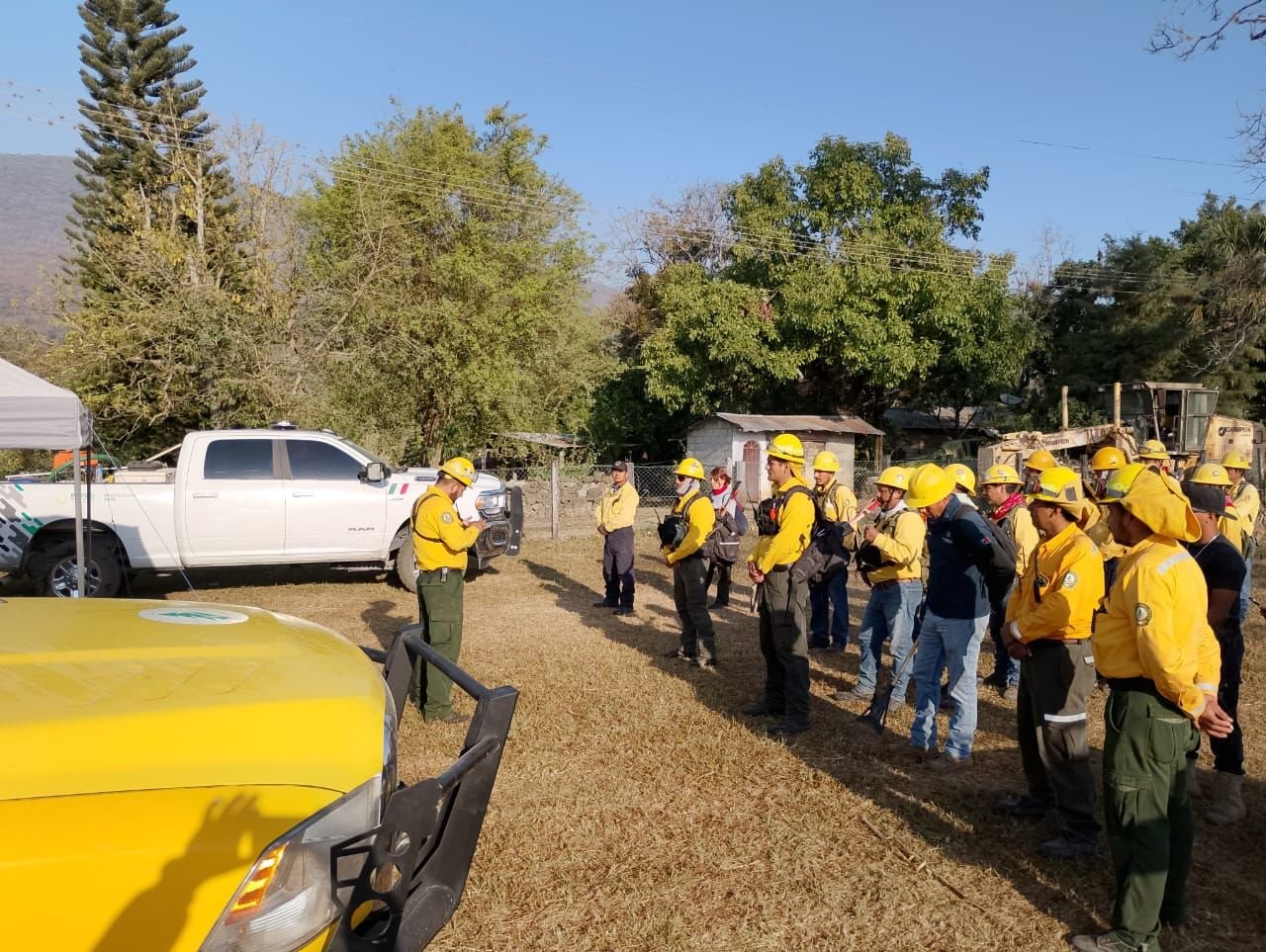AVANZA EL COMBATE DE INCENDIOS FORESTALES EN SLP