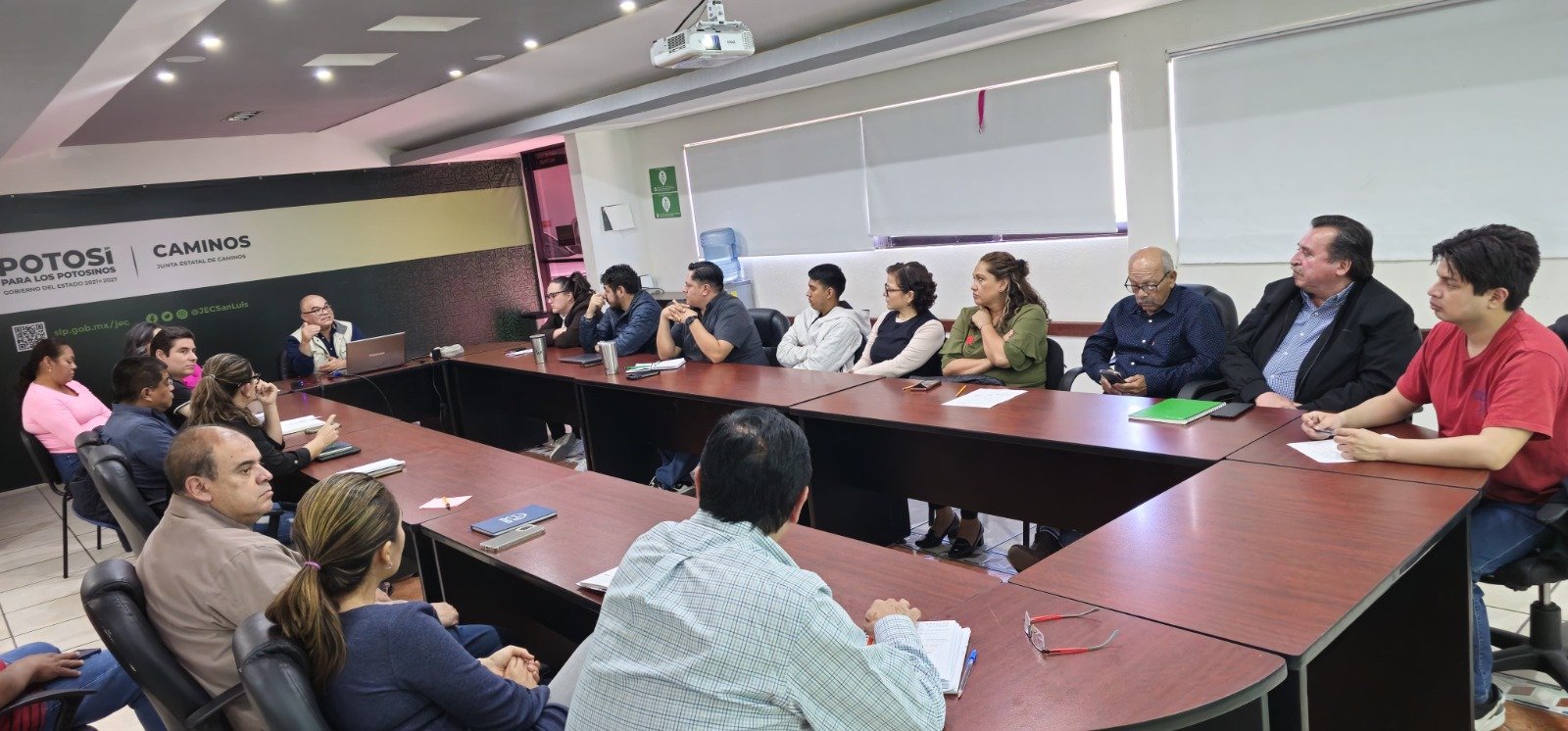 GOBIERNO ESTATAL DESTACA CAPACITACIÓN DE LA JEC EN EL SERVICIO PÚBLICO