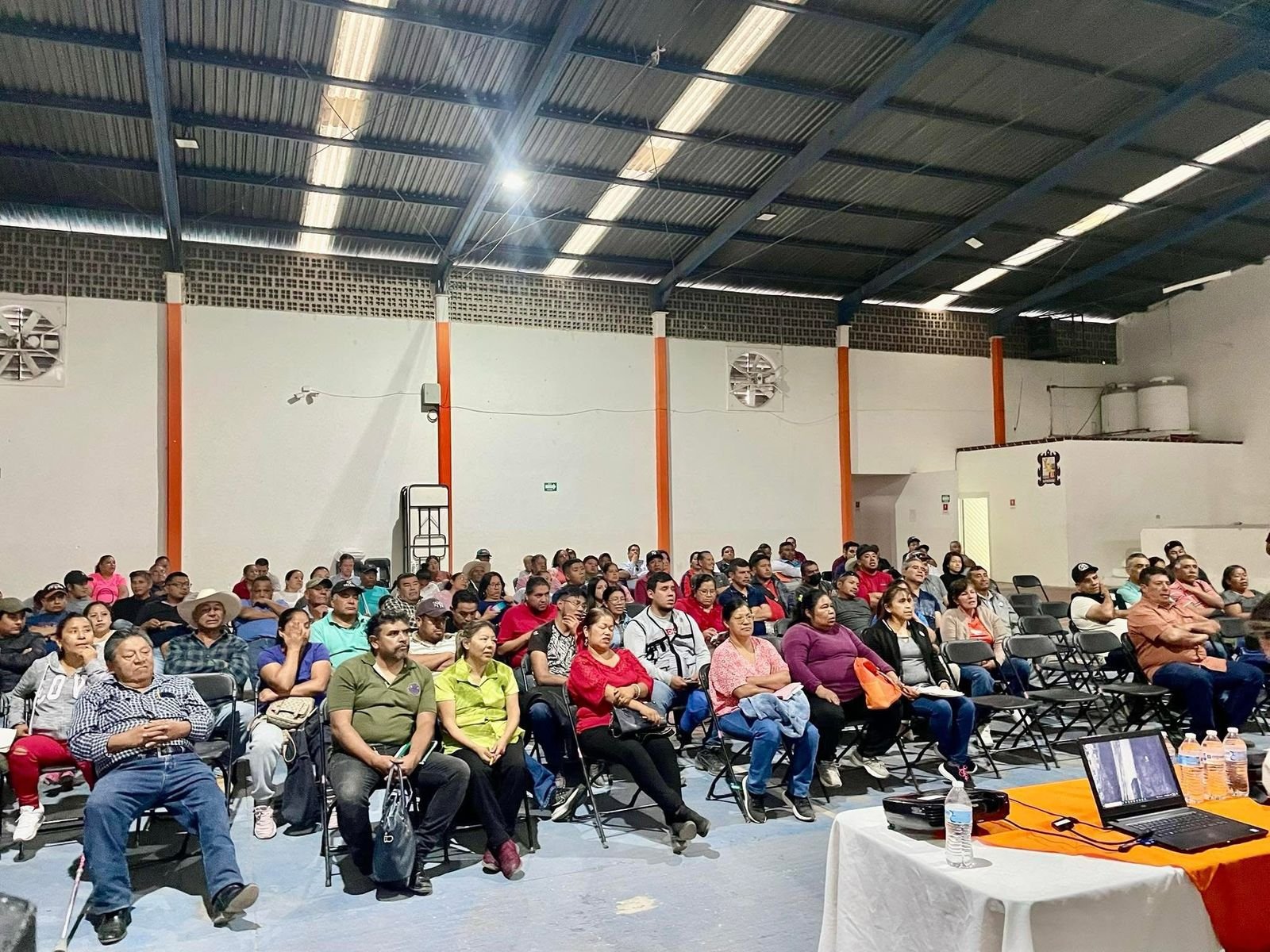 GOBIERNO ESTATAL BRINDA CERTEZA JURÍDICA A FAMILIAS DE MEXQUITIC