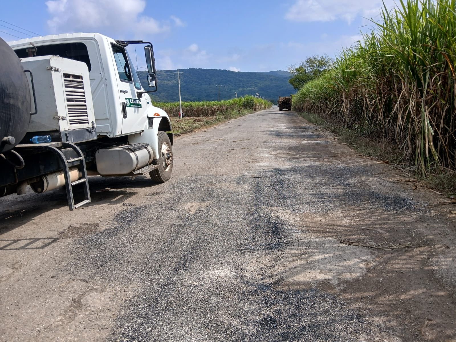 ANUNCIA RICARDO GALLARDO MÁS OBRAS CARRETERAS PARA TAMASOPO