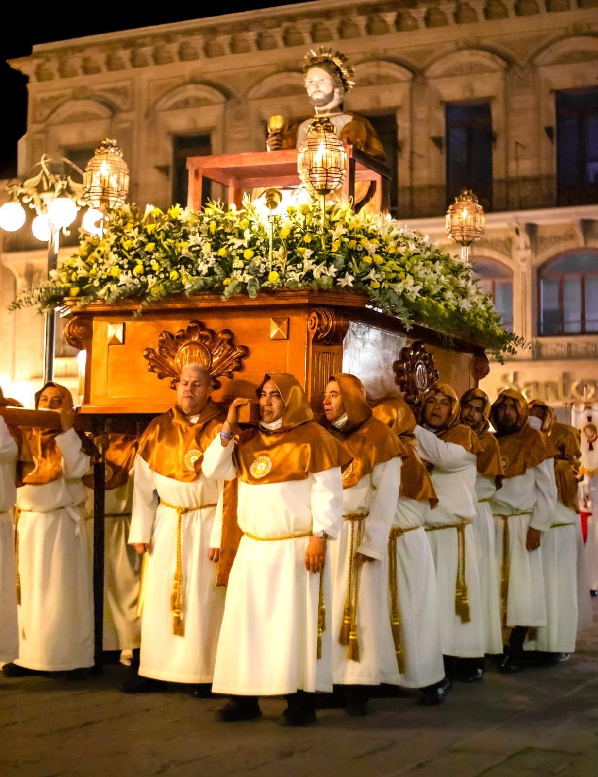 LA FE CAMINA EN JUEVES SANTO EN SAN LUIS POTOSÍ