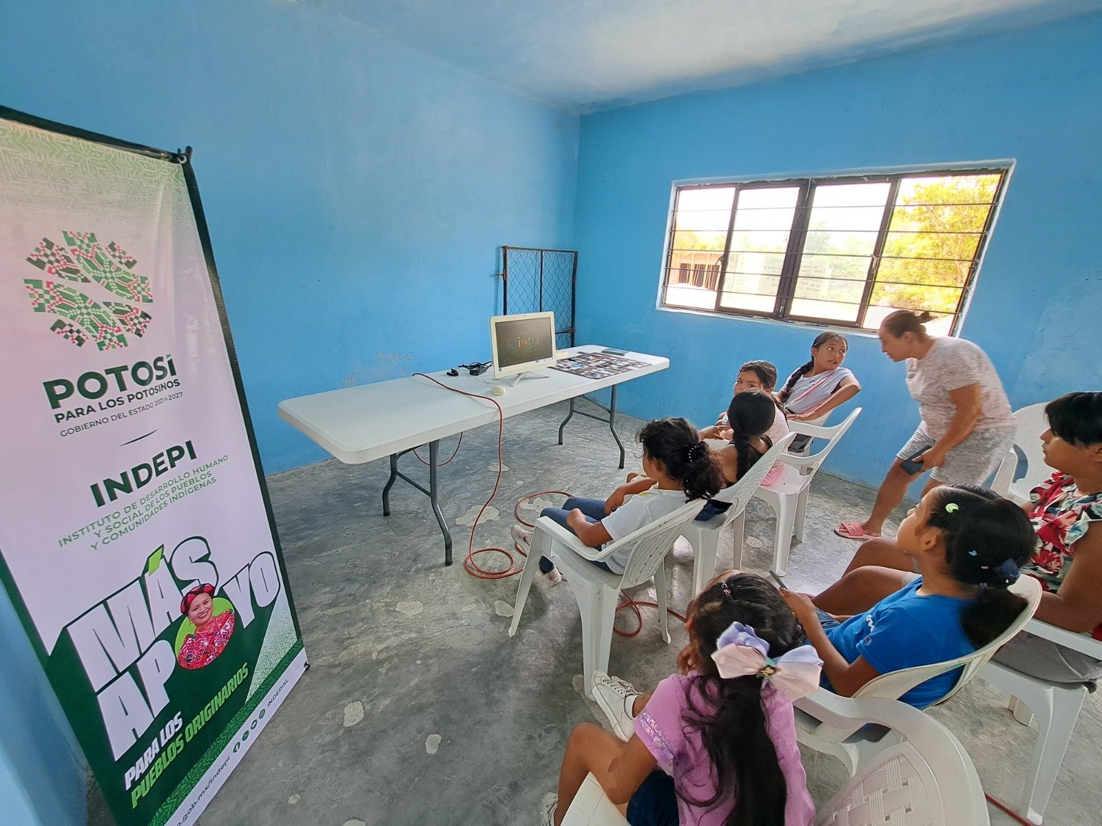 NIÑAS Y NIÑOS CONOCEN SUS DERECHOS EN LENGUA MATERNA