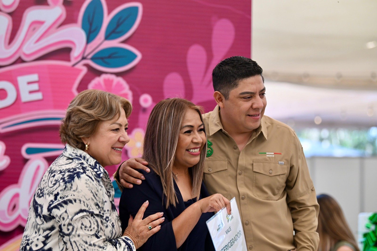 RICARDO GALLARDO REAFIRMA APOYO SIN LÍMITES A LAS MADRES EN SOLEDAD Y LA CAPITAL
