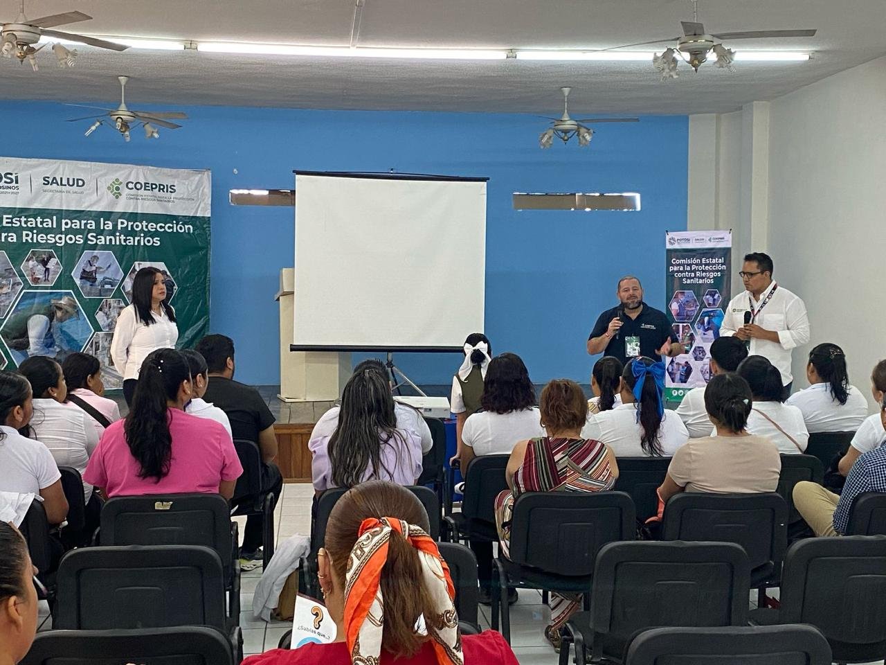 SE DESARROLLARON CON ÉXITO TRES TALLERES REGIONALES DE NORMATIVIDAD SANITARIA Y TRANSPARENCIA EN TRÁMITES SANITARIOS