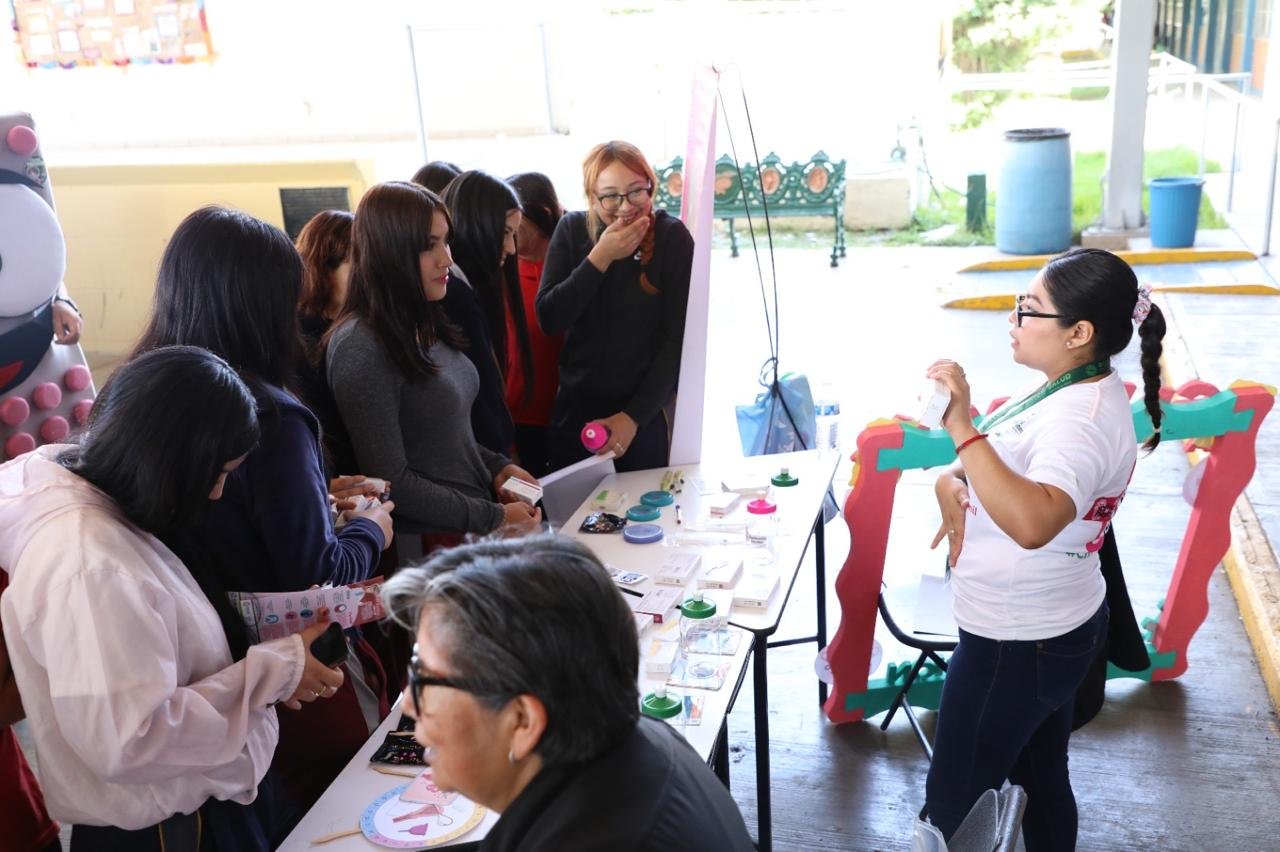 APOYO SIN LÍMITES PARA LA SALUD DE LAS Y LOS ADOLESCENTES