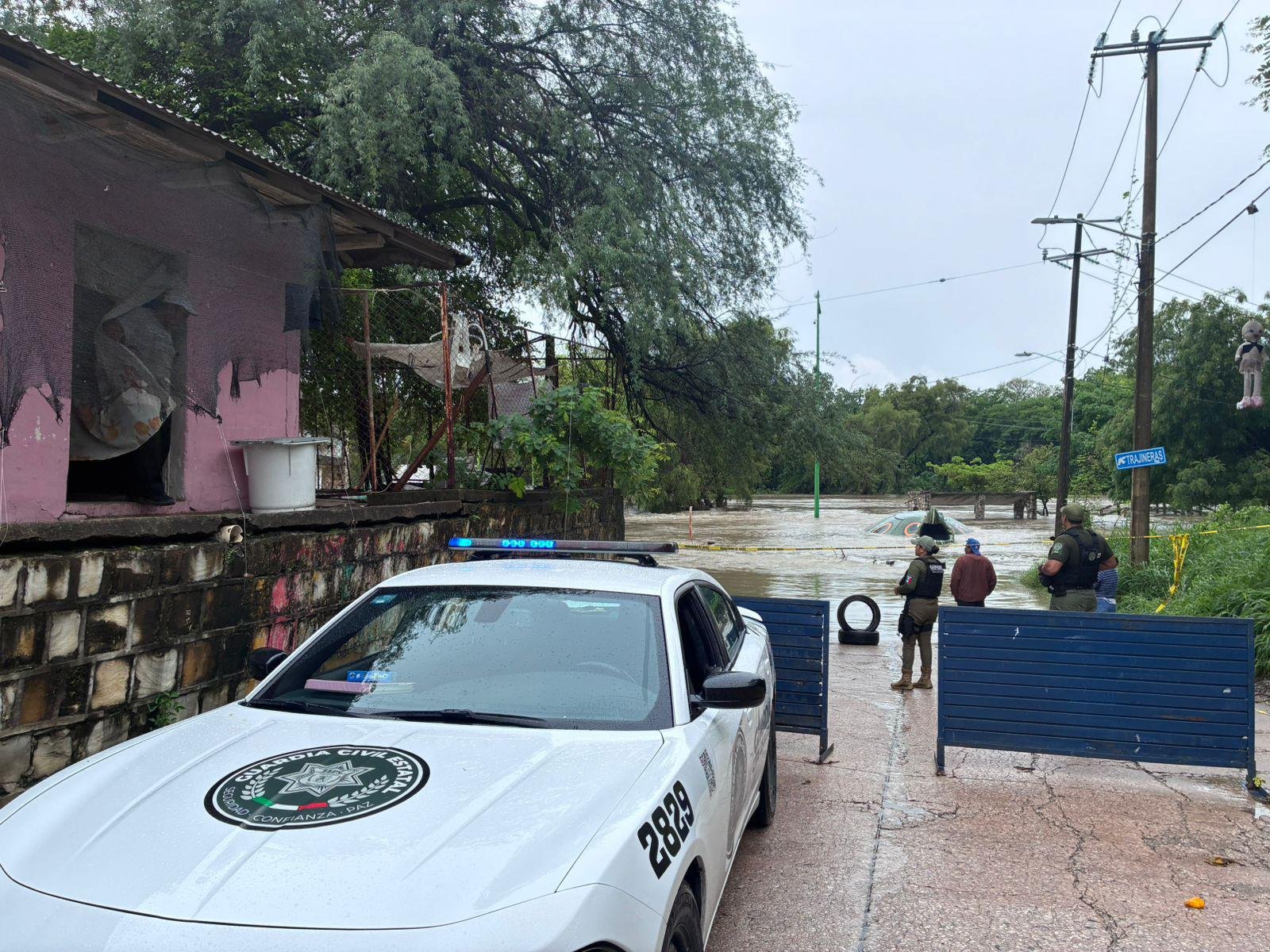 GUARDIA CIVIL ESTATAL BRINDA APOYO A FAMILIAS EN LA HUASTECA