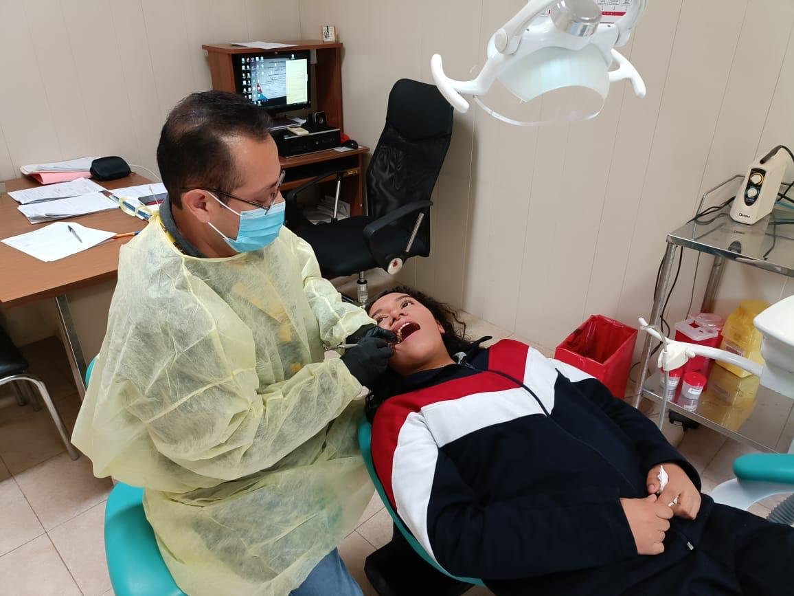 SALUD BUCAL SIN LÍMITES CON EL PROGRAMA “ESCUELA LIBRE DE CARIES”.