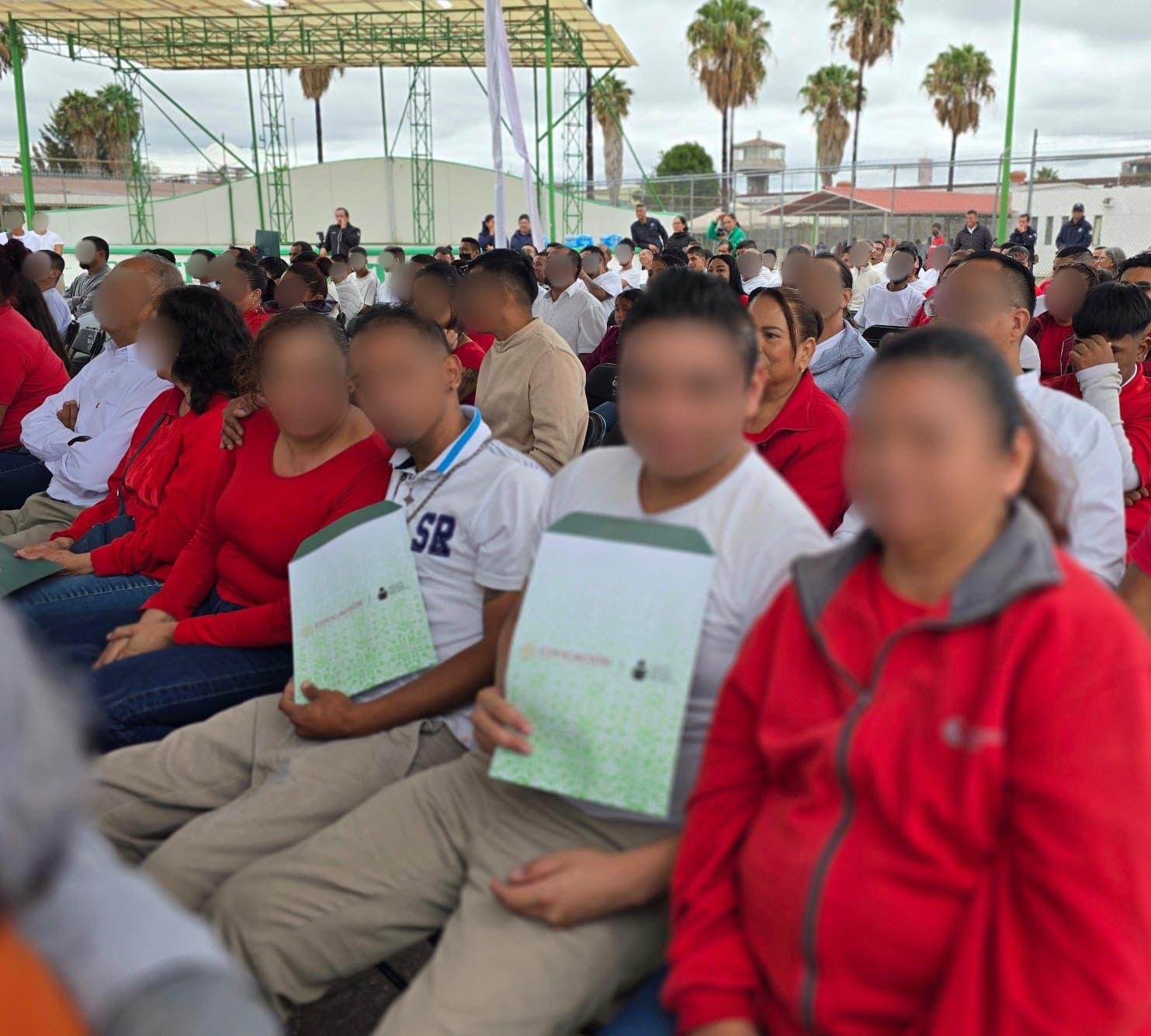 Más de 300 certificados fueron entregados a personas privadas de la libertad.