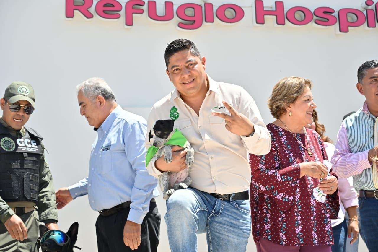 DIPUTADOS FEDERALES Y SENADOR AVALAN EL COMPROMISO DE RICARDO GALLARDO CON LOS ANIMALES
