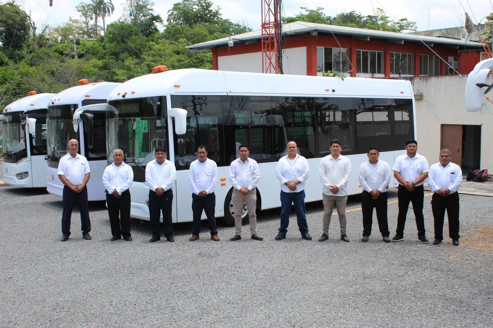 LLEGA A CIUDAD VALLES METRORED: TRANSPORTE ELÉCTRICO, GRATUITO Y MODERNO
