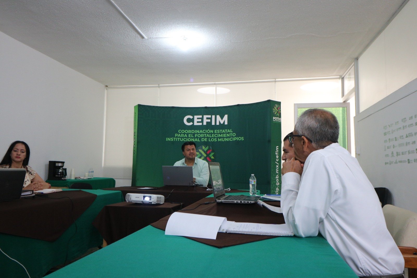 MÁS DE 400 FUNCIONARIOS MUNICIPALES SE CAPACITAN PARA LA ELABORACIÓN DE SUS INFORMES