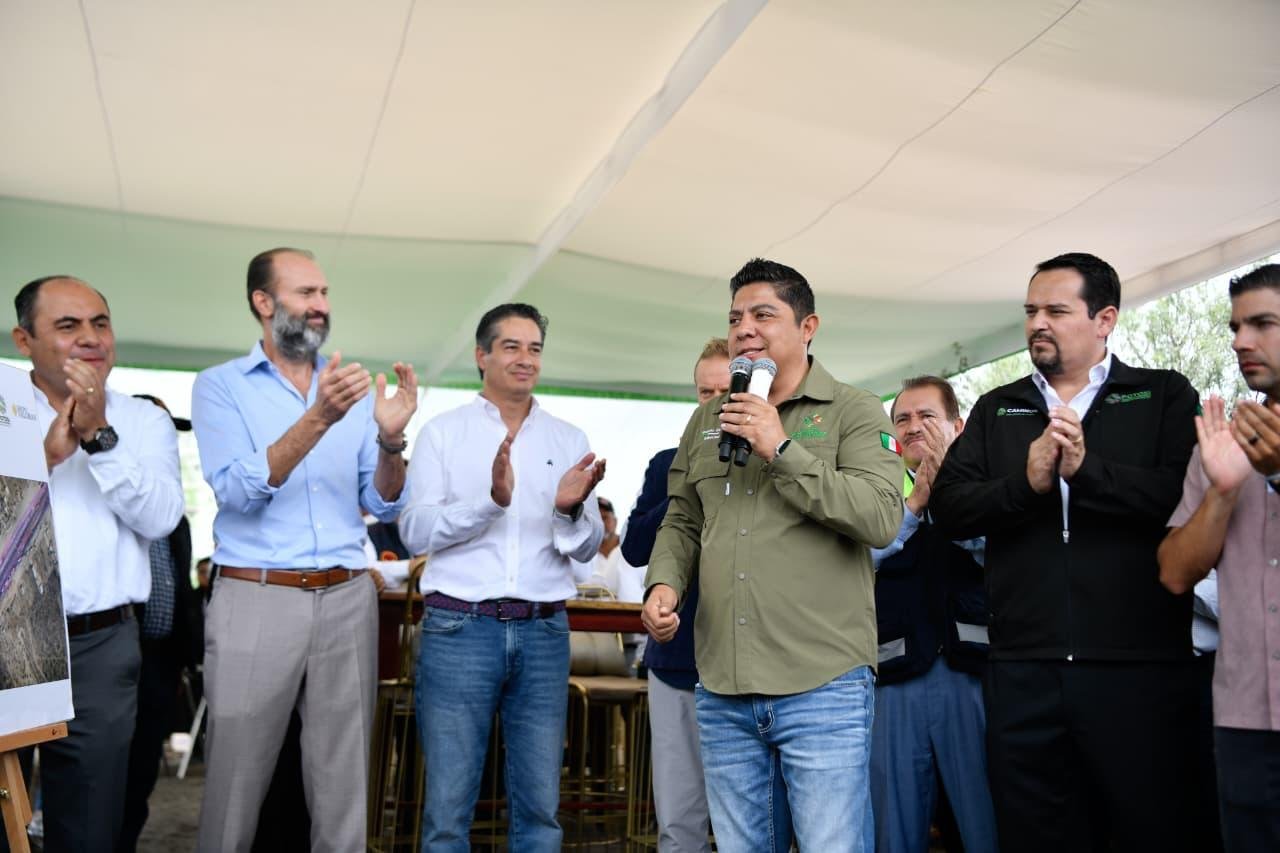 EDUCACIÓN Y ESPACIOS DIGNOS PARA LA REGIÓN CENTRO