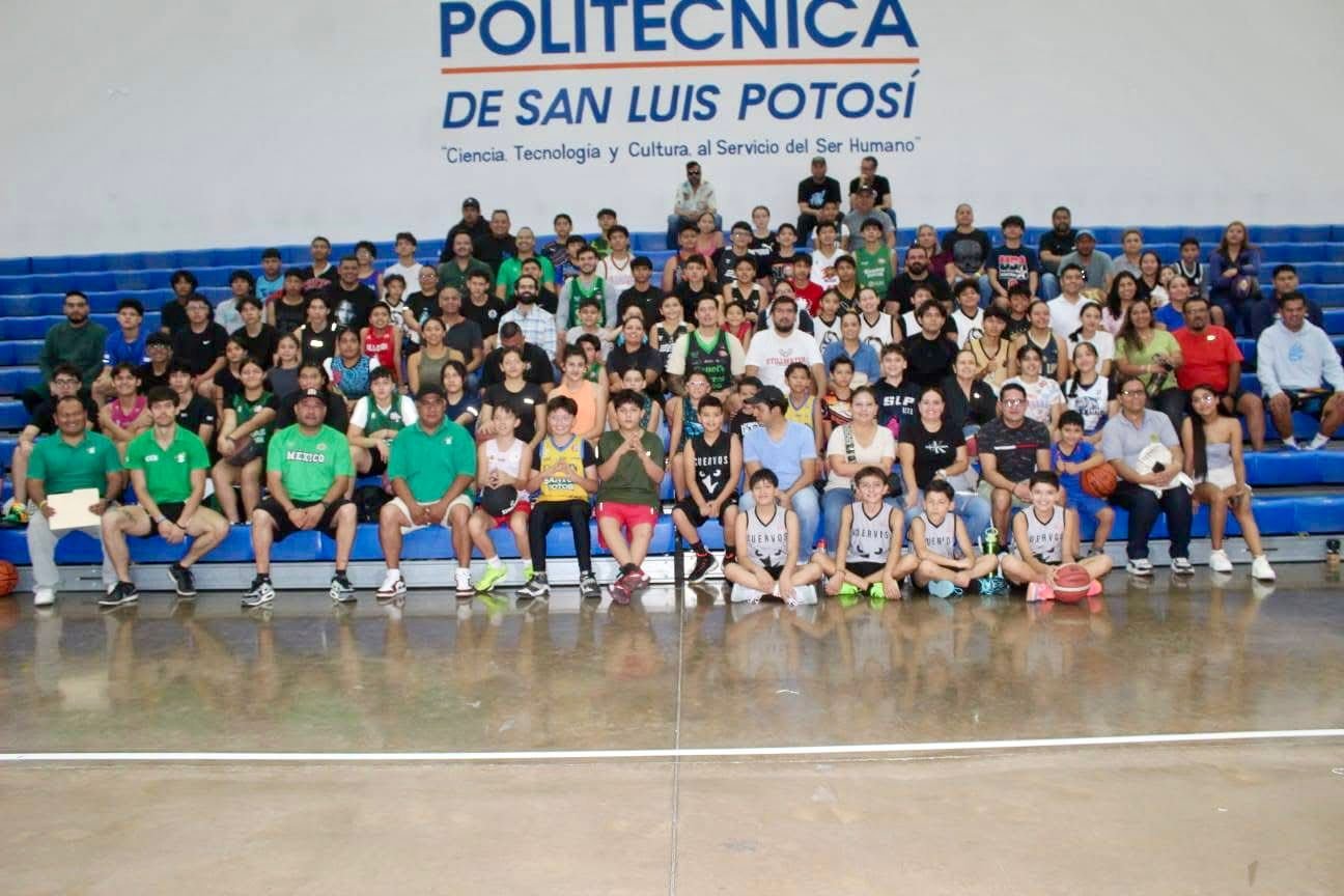 CON ÉXITO SE LLEVA A CABO CLÍNICA DEPORTIVA DE BASQUETBOL