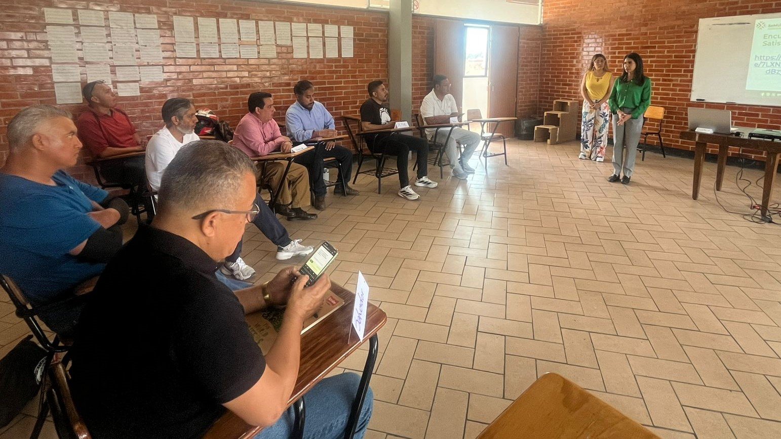 TRABAJADORES RECIBEN CAPACITACIÓN EN PERSPECTIVA DE GÉNERO