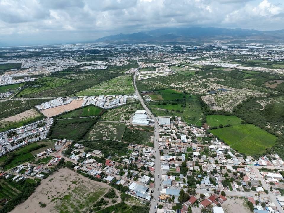 AVANZA CONSTRUCCIÓN DE LA NUEVA VÍA ALTERNA ORIENTE IMPULSADA POR RICARDO GALLARDO