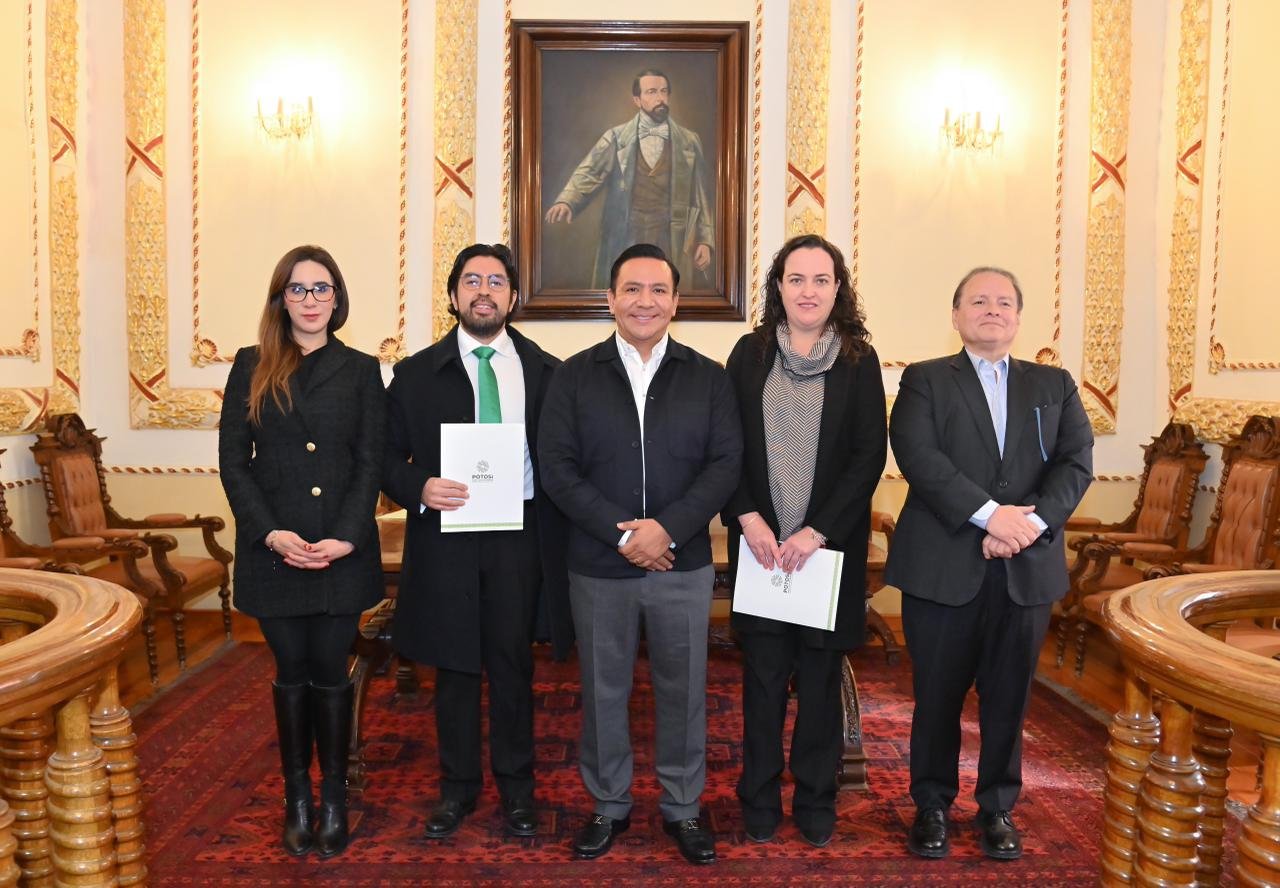 FORTALECEN ESTADO DE DERECHO CON TOMA DE PROTESTA A NUEVOS NOTARIOS PÚBLICOS
