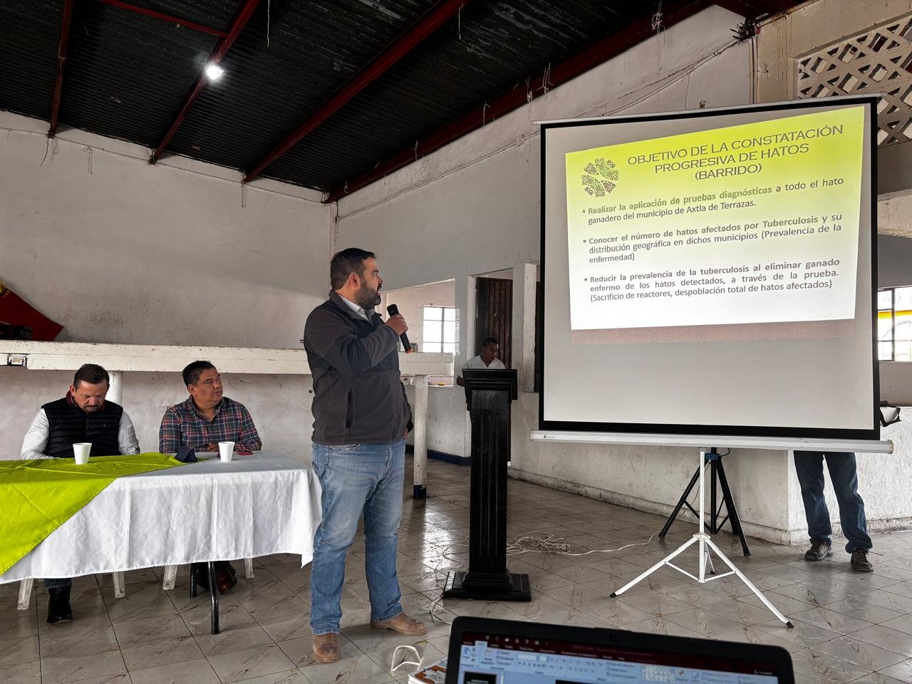 REFUERZAN SANIDAD DE GANADO EN LA HUASTECA