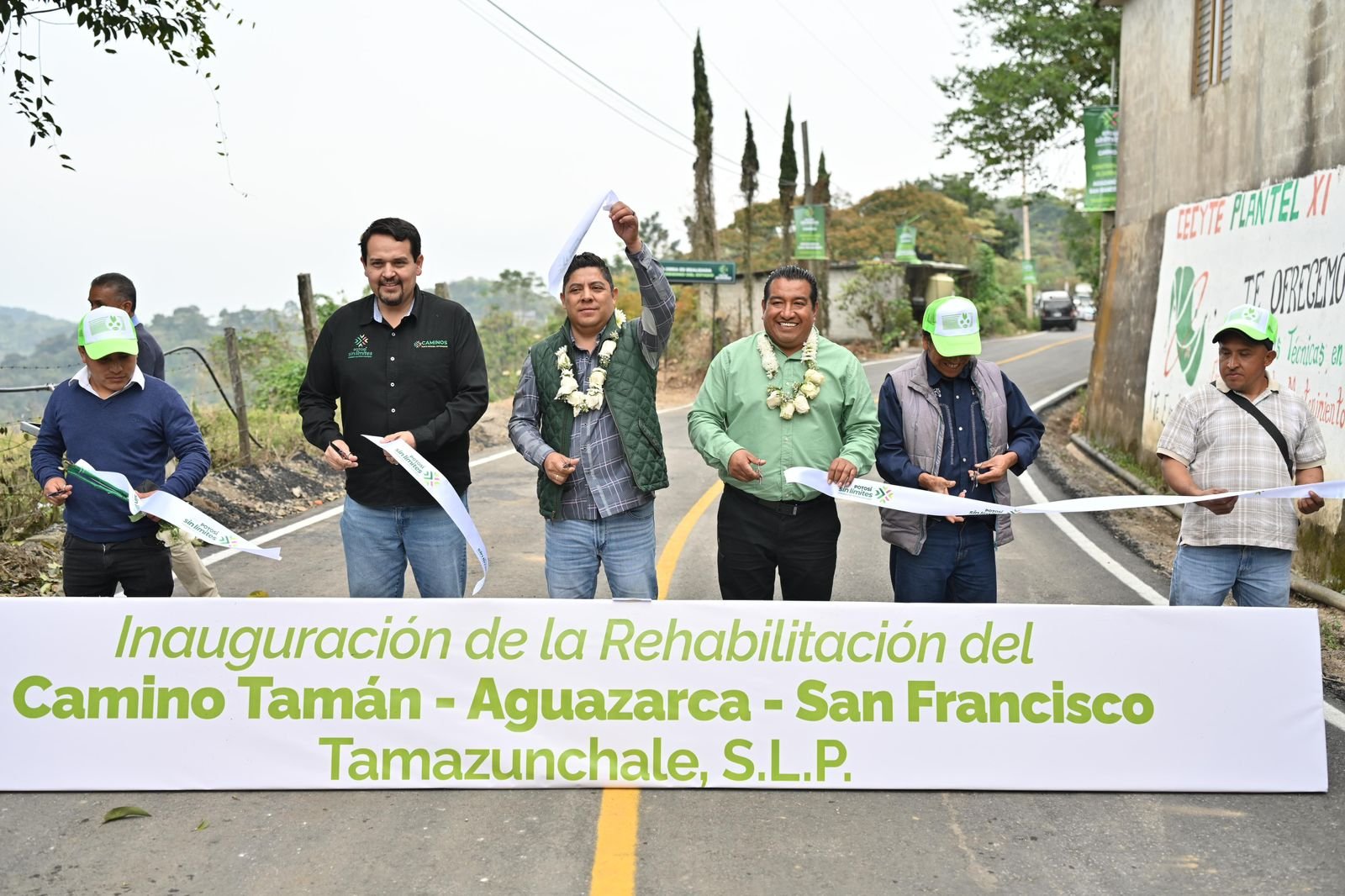 RECONSTRUYE RICARDO GALLARDO CUATRO CARRETERAS MÁS DE TAMAZUNCHALE