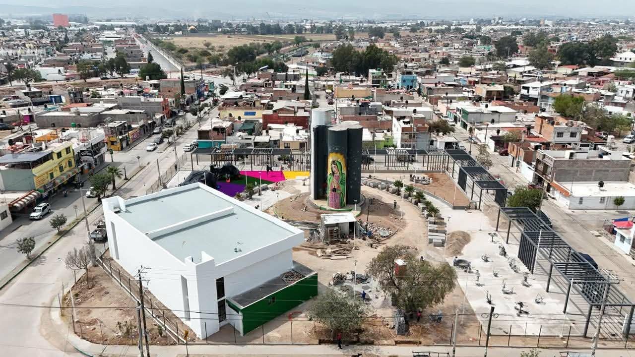 VILLA DE POZOS AVANZA EN LA REHABILITACIÓN DE LA PLAZA DE LOS SILOS