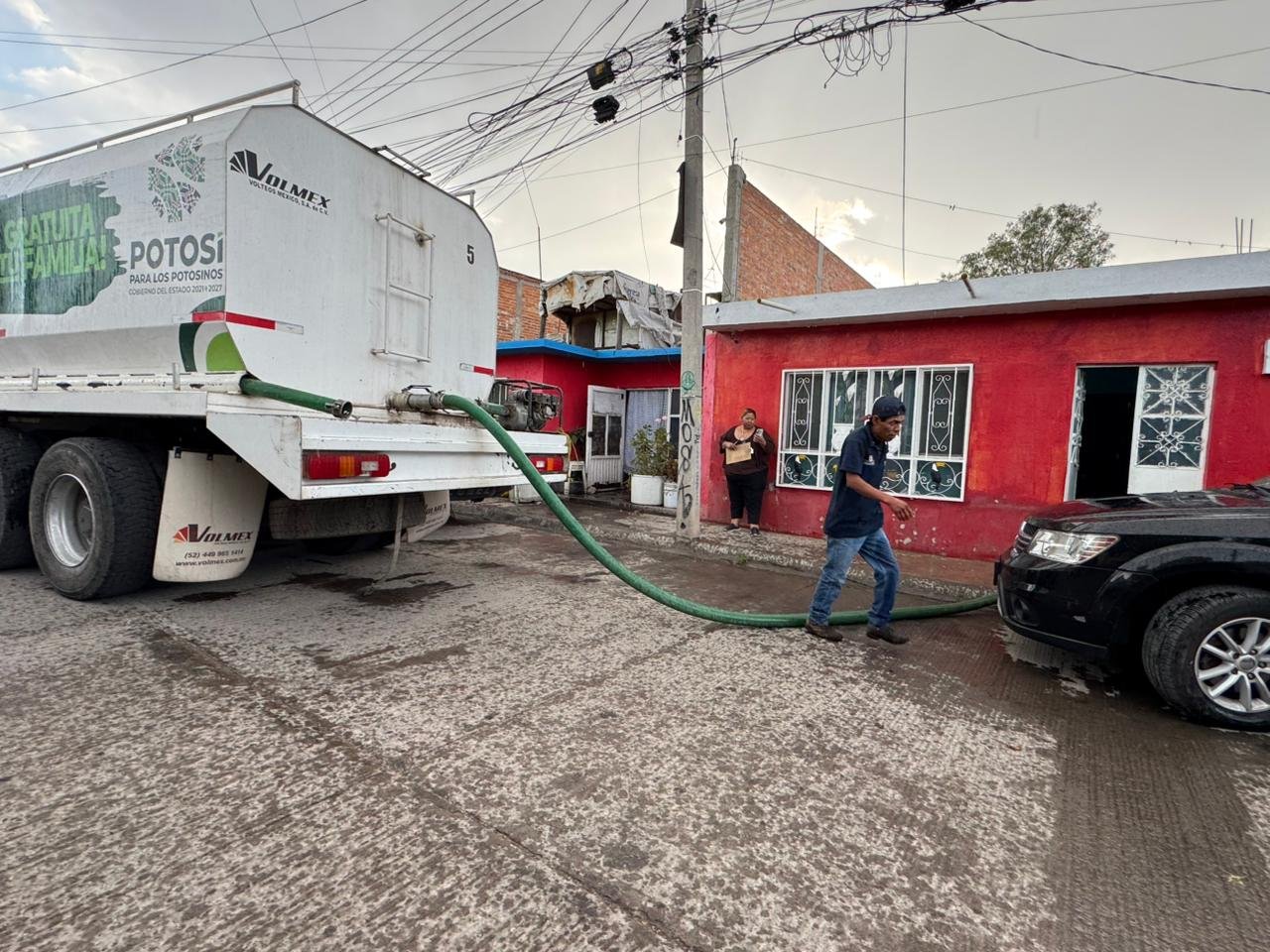 ESTADO REFUERZA ABASTO GRATUITO DE AGUA EN LA ZONA METROPOLITANA