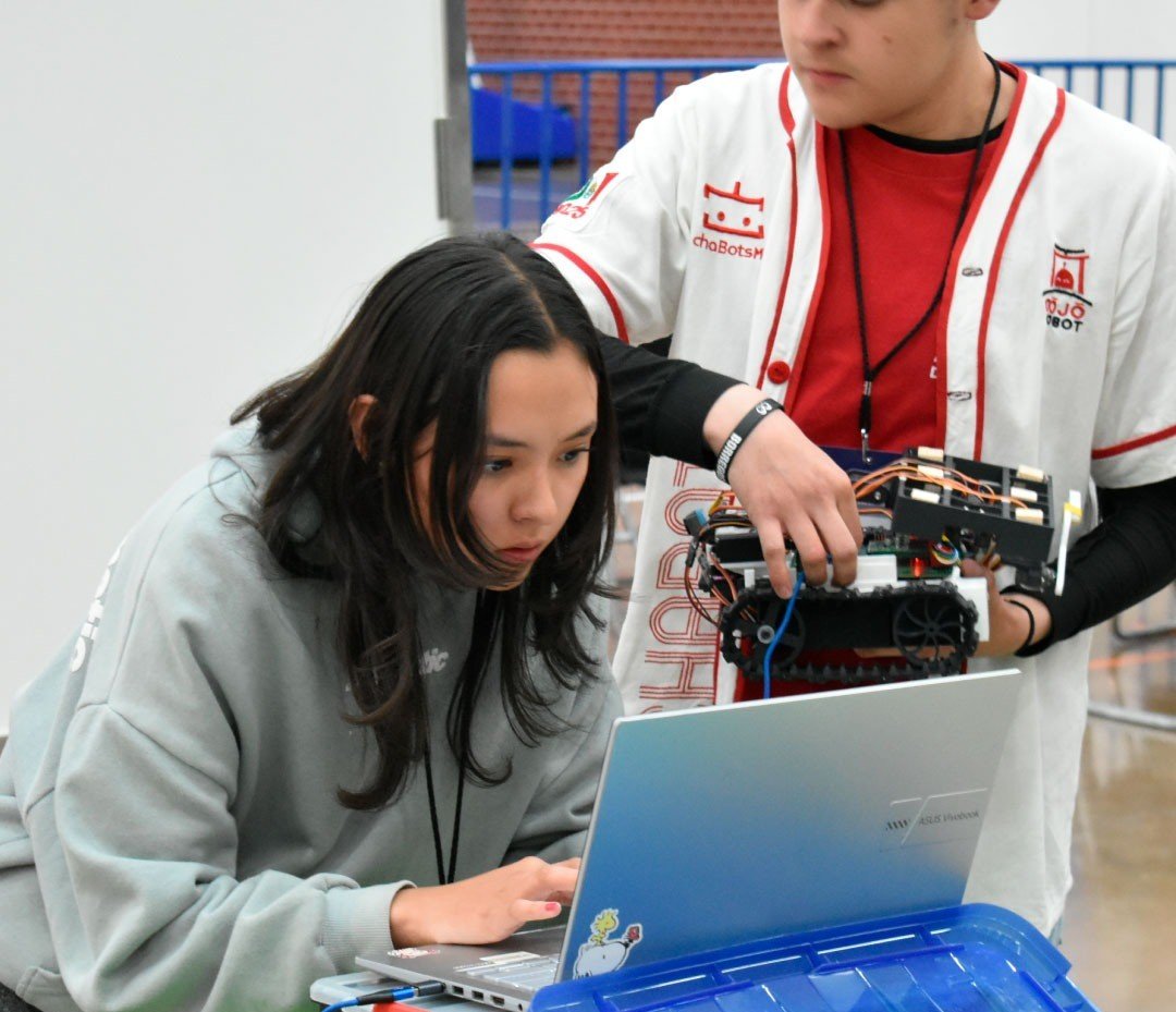 ESTADO IMPULSA TALENTO CON TORNEO DE ROBÓTICA E INTELIGENCIA ARTIFICIAL