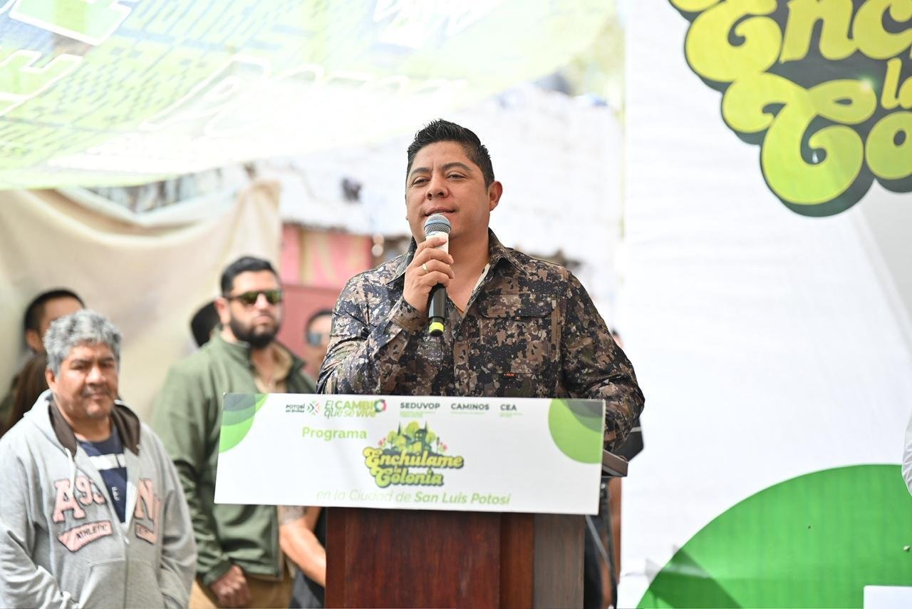 RICARDO GALLARDO ENCHULA LA COLONIA LOMAS DEL MEZQUITAL