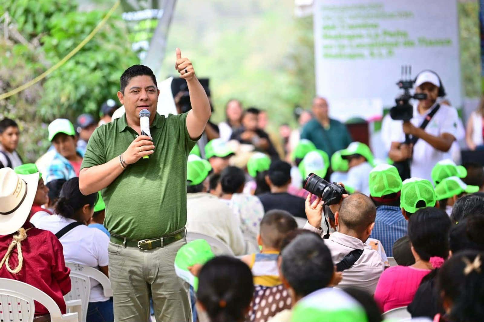 SAN LUIS VIVE UNA SEMANA SANTA HISTÓRICA Y LLENA DE VIDA