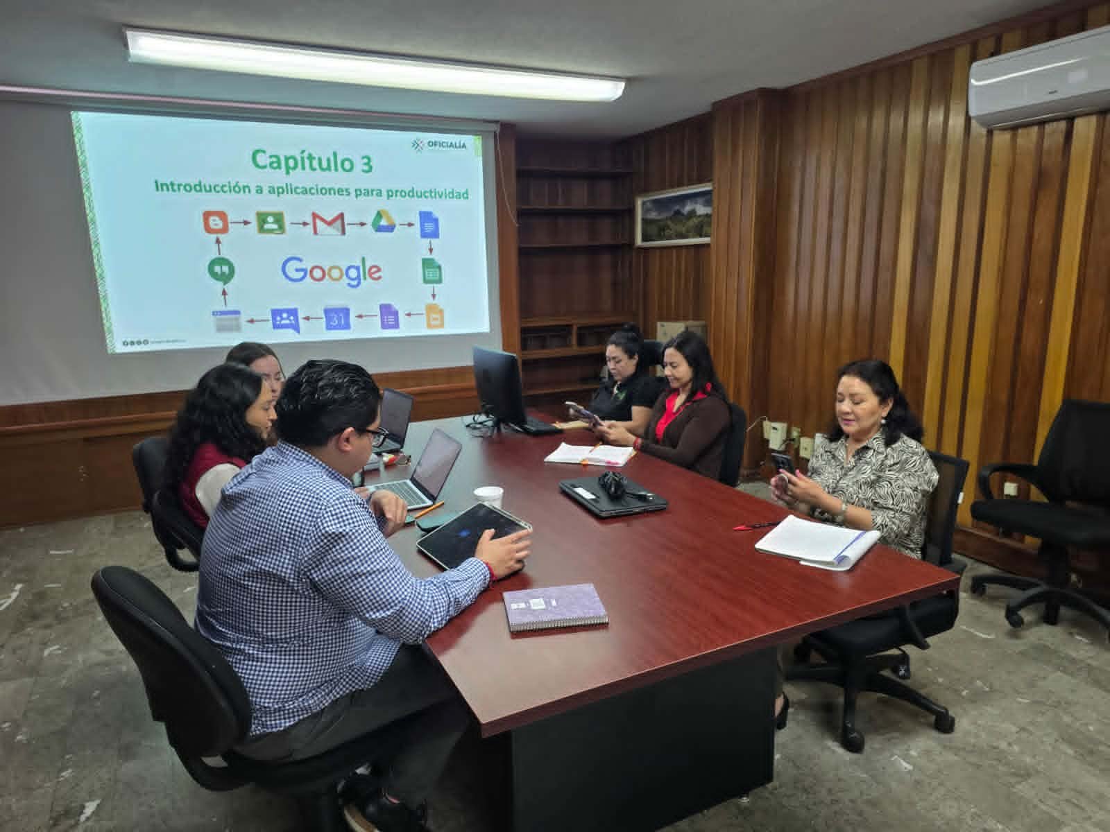 ESTADO IMPULSA CAPACITACIÓN PARA MEJORAR EL SERVICIO PÚBLICO