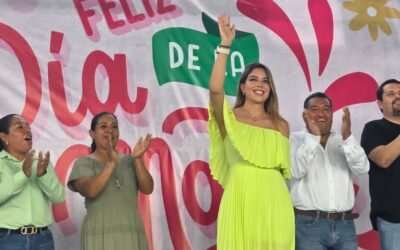 GOBIERNO DEL ESTADO CELEBRA A MADRES EN LA HUASTECA POTOSINA
