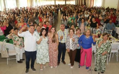 RUTH GONZÁLEZ CELEBRA EL DÍA DE LAS MADRES CON MUJERES SOLEDENSES