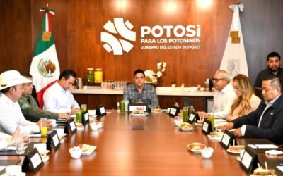 RICARDO GALLARDO ACUERDA AUMENTO DE POLICÍAS MUNICIPALES CON ALCALDES DEL ALTIPLANO