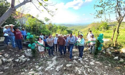 ALCALDE DE AQUISMÓN ENTREGA 2 IMPORTANTES APERTURAS HOY EN LA CUCHILLA