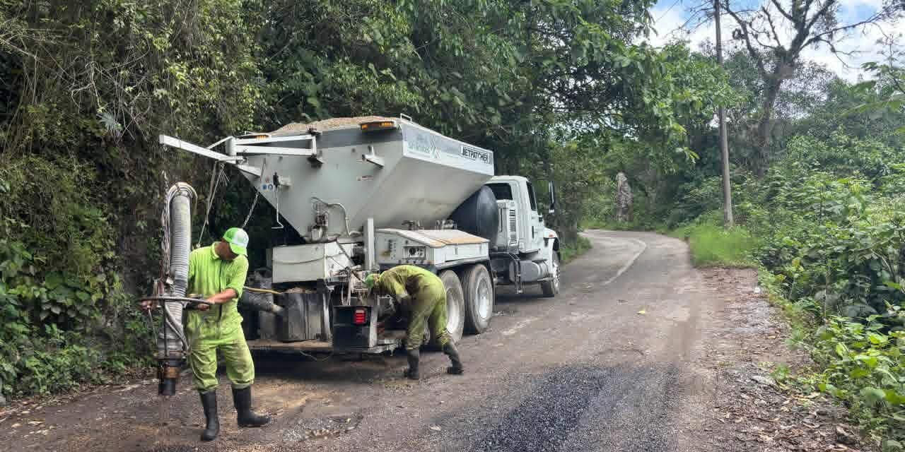 ESTADO FORTALECE MANTENIMIENTO DE CAMINOS