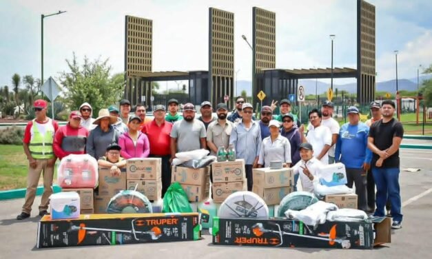 GOBIERNO ESTATAL REFUERZA MANTENIMIENTO DEL PARQUE LAS CAMELIAS EN MATEHUALA