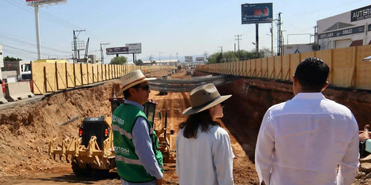 SUPERVISA RICARDO GALLARDO AVANCE DEL MEGA DESNIVEL ARENA POTOSÍ