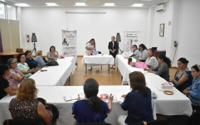 GOBIERNO ESTATAL IMPULSA BORDADO TÉNEK PARA AUTONOMÍA ECONÓMICA DE MUJERES