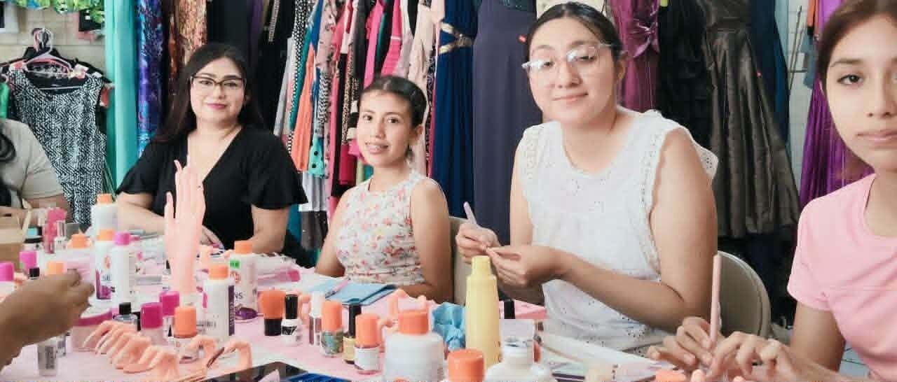 GOBIERNO ESTATAL FORTALECE LA CAPACITACIÓN Y EL EMPRENDIMIENTO EN TAMAZUNCHALE