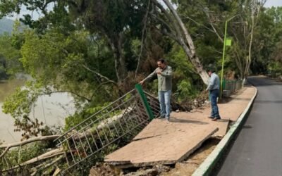 GOBIERNO ESTATAL REHABILITARÁ DAÑOS OCASIONADOS POR TROMBA EN CAMINO AXTLA-COMOCA