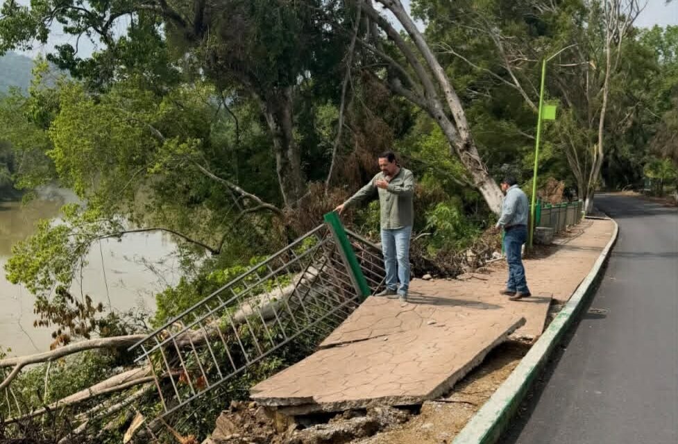 GOBIERNO ESTATAL REHABILITARÁ DAÑOS OCASIONADOS POR TROMBA EN CAMINO AXTLA-COMOCA