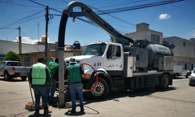 GOBIERNO ESTATAL REFUERZA LIMPIEZA DE DRENAJES ANTE TEMPORADA DE LLUVIAS