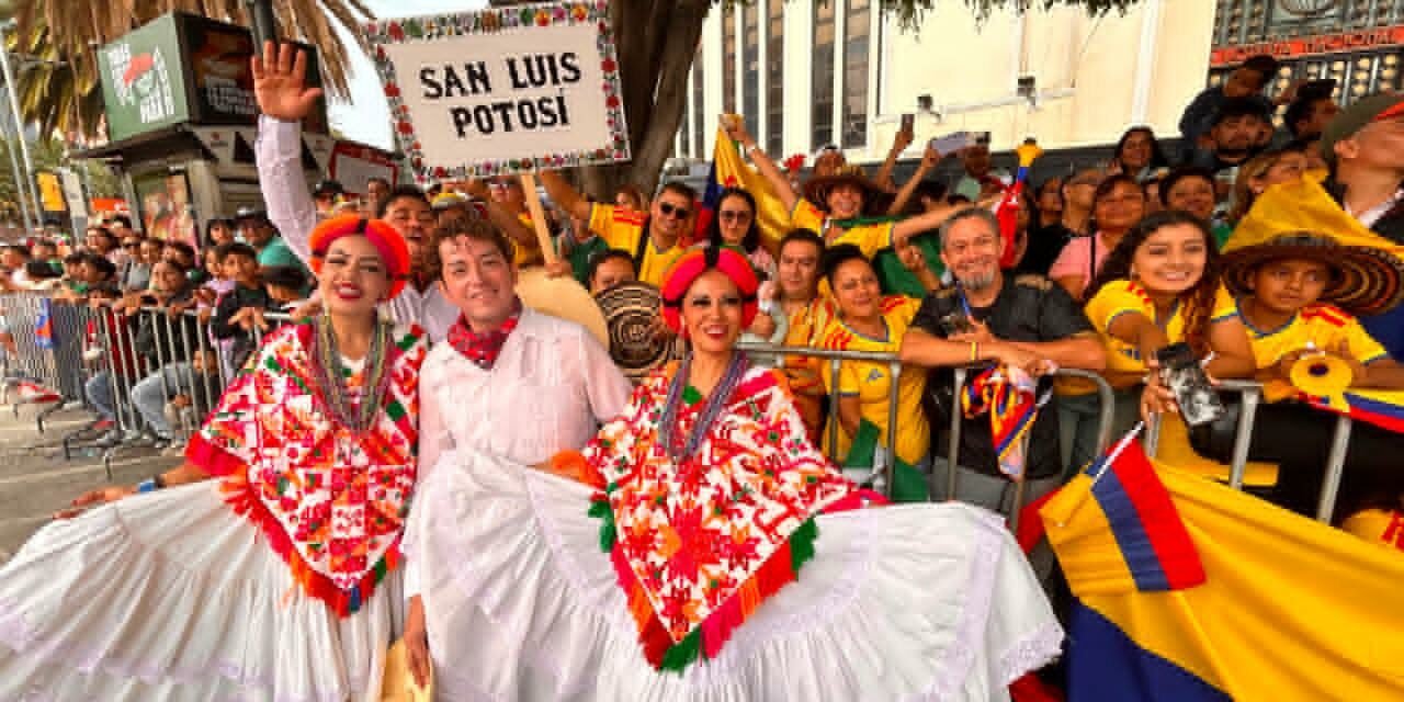 CULTURA POTOSINA BRILLA EN DESFILE NACIONAL