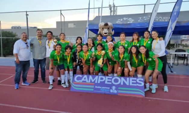 SAN LUIS POTOSÍ CONSIGUE PRIMER LUGAR EN EL FÚTBOL FEMENIL Y VARONIL