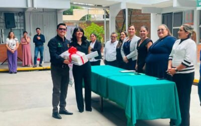 GOBIERNO ESTATAL IMPULSA LA FORMACIÓN DE FUTUROS DOCENTES CON ENTREGA DE ACERVOS LITERARIOS