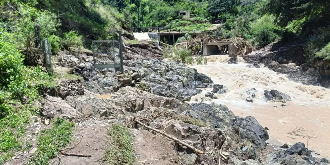 GOBIERNO ESTATAL MANTIENE OPERATIVO EN MUNICIPIOS QUE HAN PRESENTADO LLUVIAS Y TORMENTAS