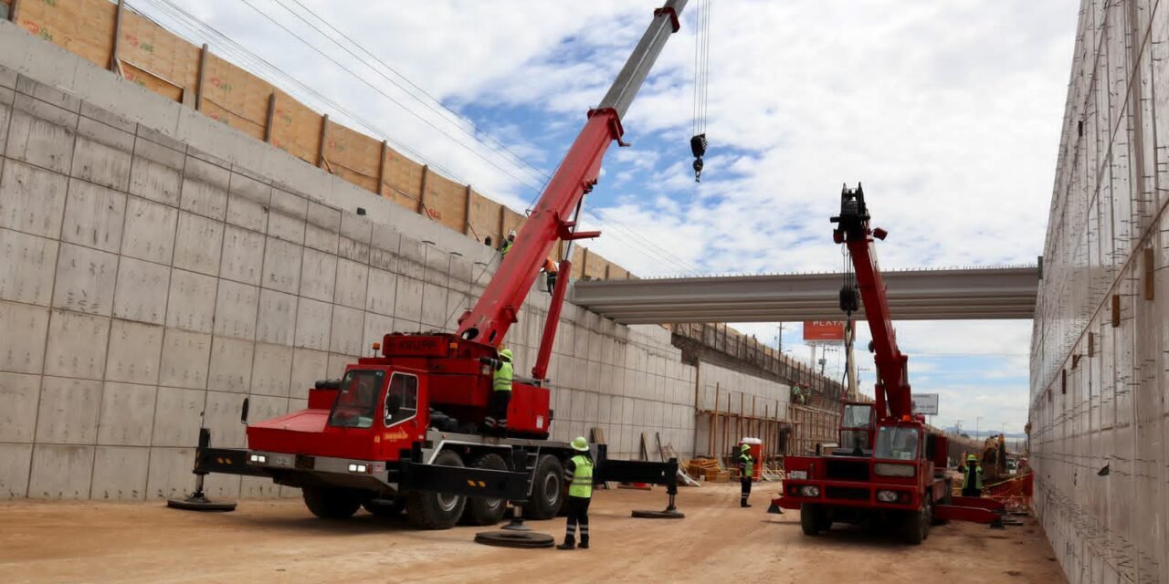 MONTAJE DE TRABES ACELERA LA CONSTRUCCIÓN DEL NUEVO PASO A DESNIVEL
