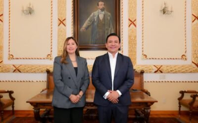 NUEVA TITULAR DE LA SECRETARÍA DE EDUCACIÓN ASUME CON RESPONSABILIDAD Y COMPROMISO