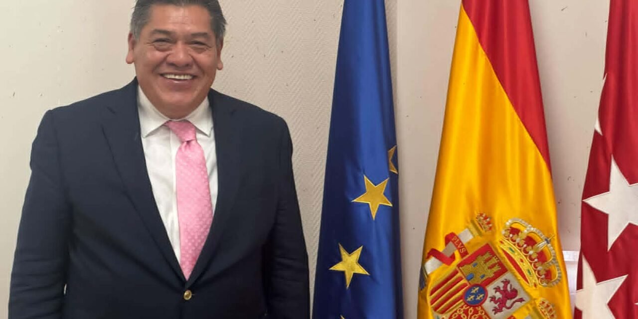 DOCENTE DEL TECNOLÓGICO SUPERIOR REPRESENTA A SAN LUIS A NIVEL INTERNACIONAL